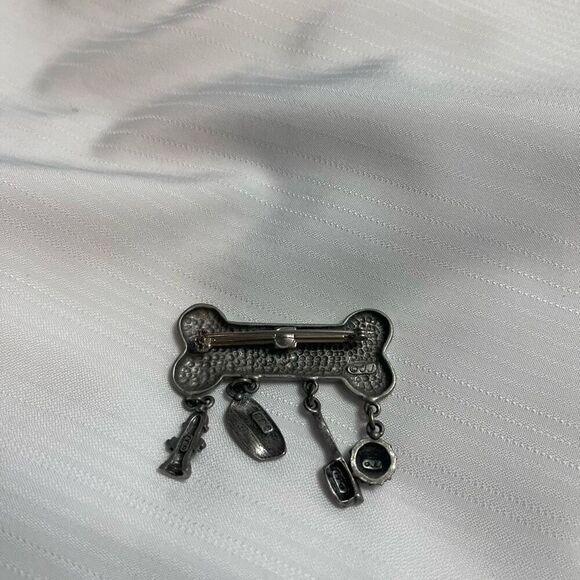 Dog Bone with Charms Dangles JJ Vintage Silver Brooch Pin - Picture 3 of 5
